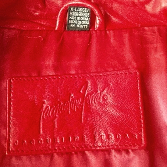 Jacqueline Ferrar coat. - Picture 3 of 4